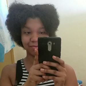 Meet your Posher, Christelle